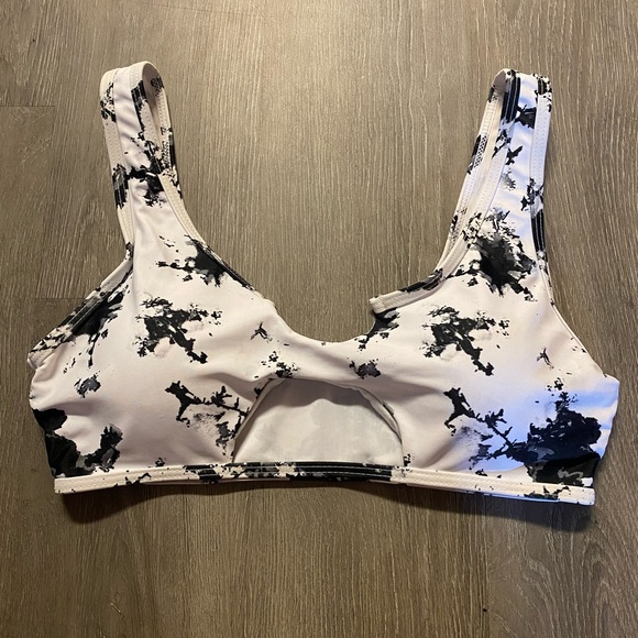 Other - Tie dye bikini top